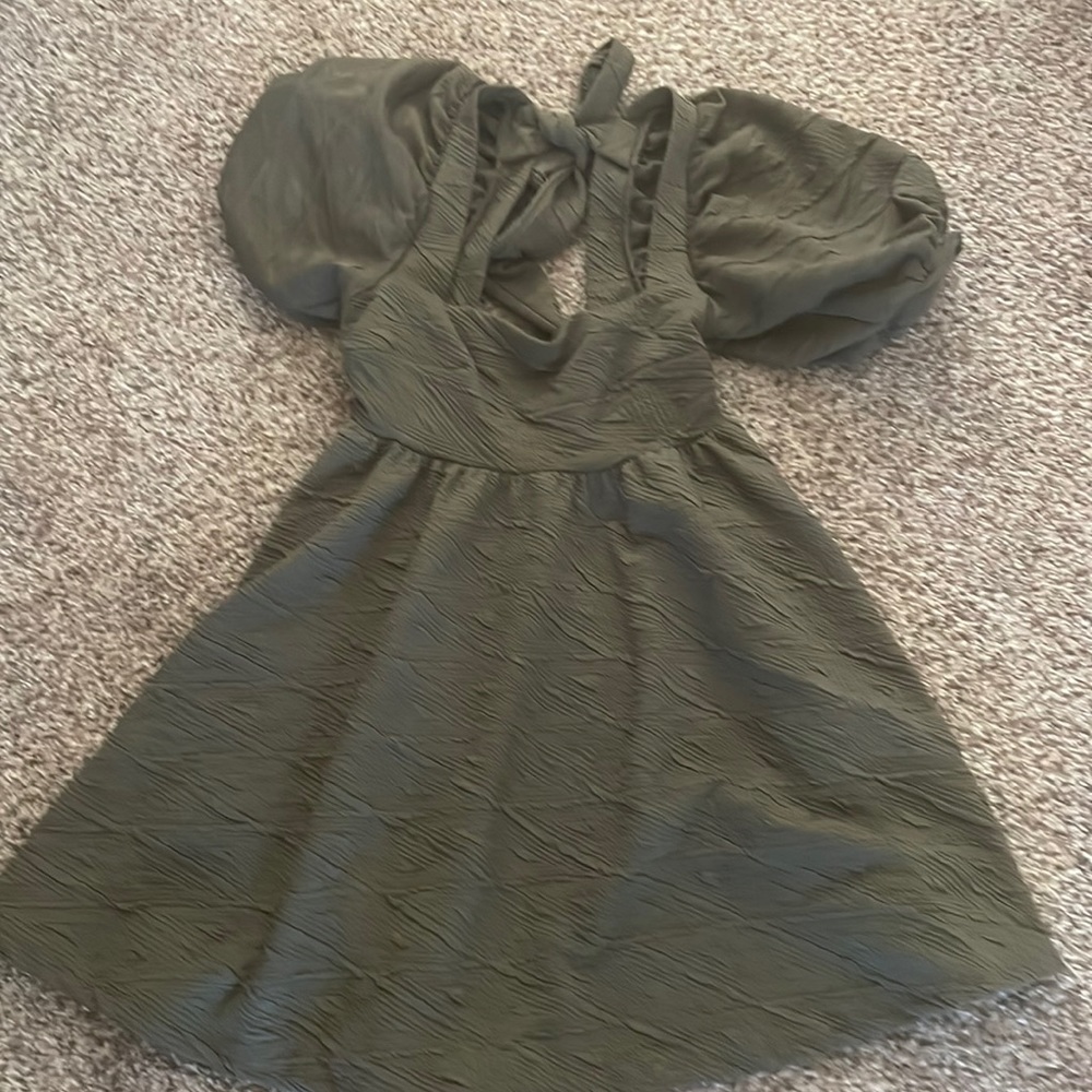 Free people dress. Olive green in great condition, used twice.